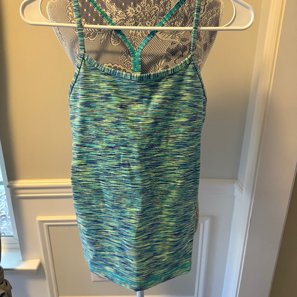 Lululemon Power Y Tank Space Dye Camo Alberta Lake Fresh Teal Size 4